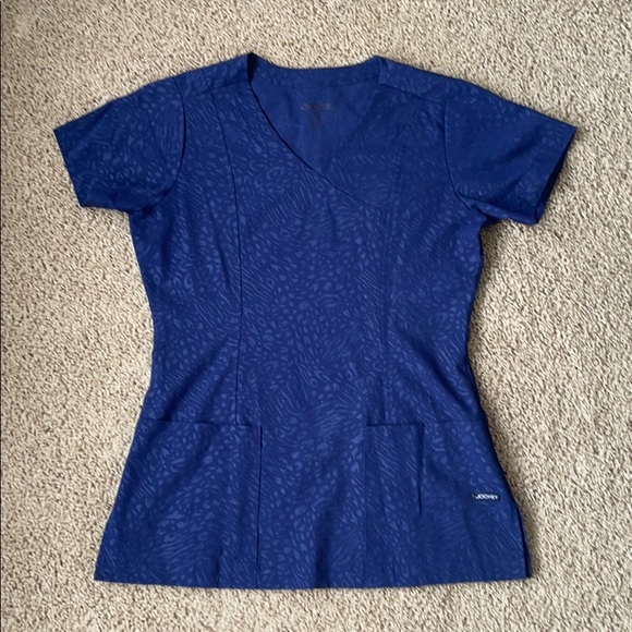 Jockey Tops - Jockey leopard print illusion tonal scrub top